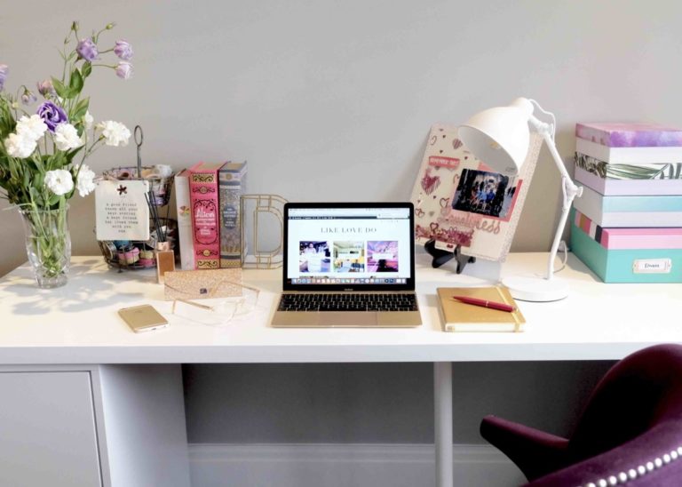 Creating your own personalised desk space