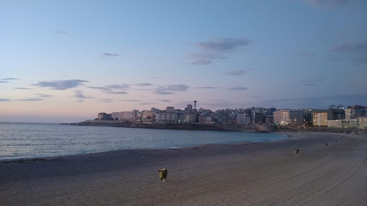 Vigo Beach Image by Christopher Winkler from Pixabay