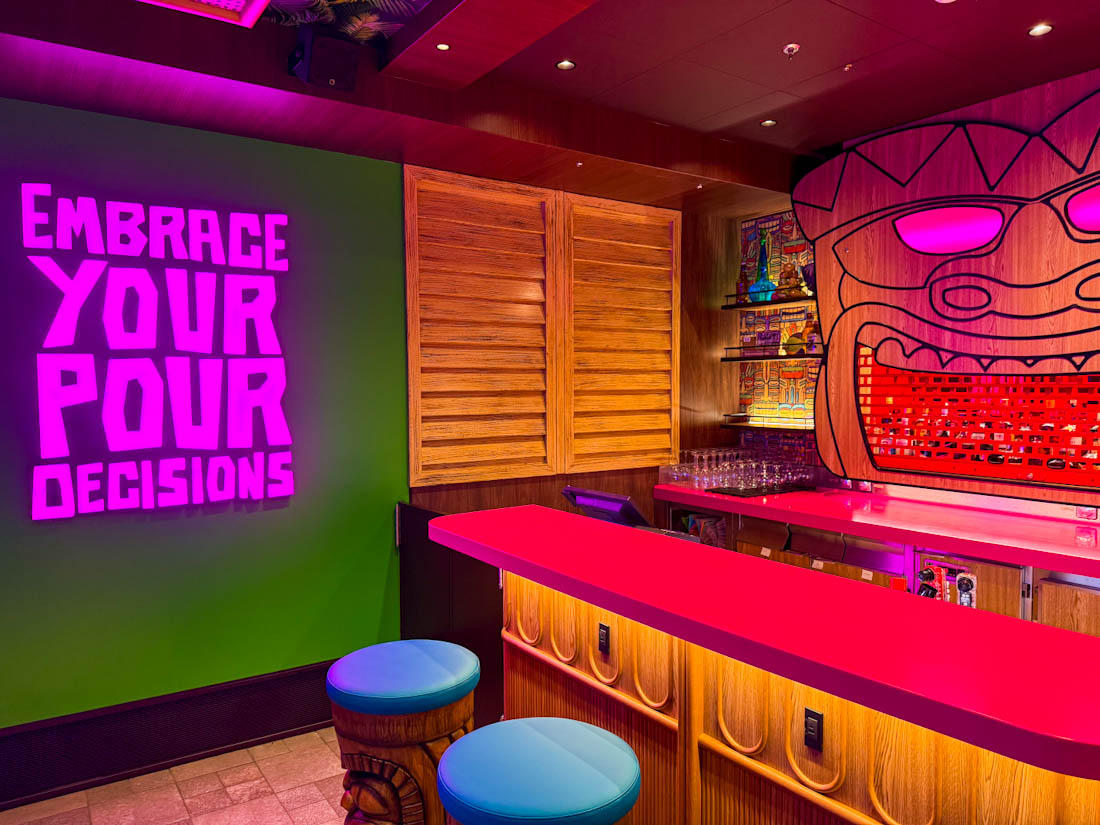 Pesky-Parrot-Allure-of-The-Seas