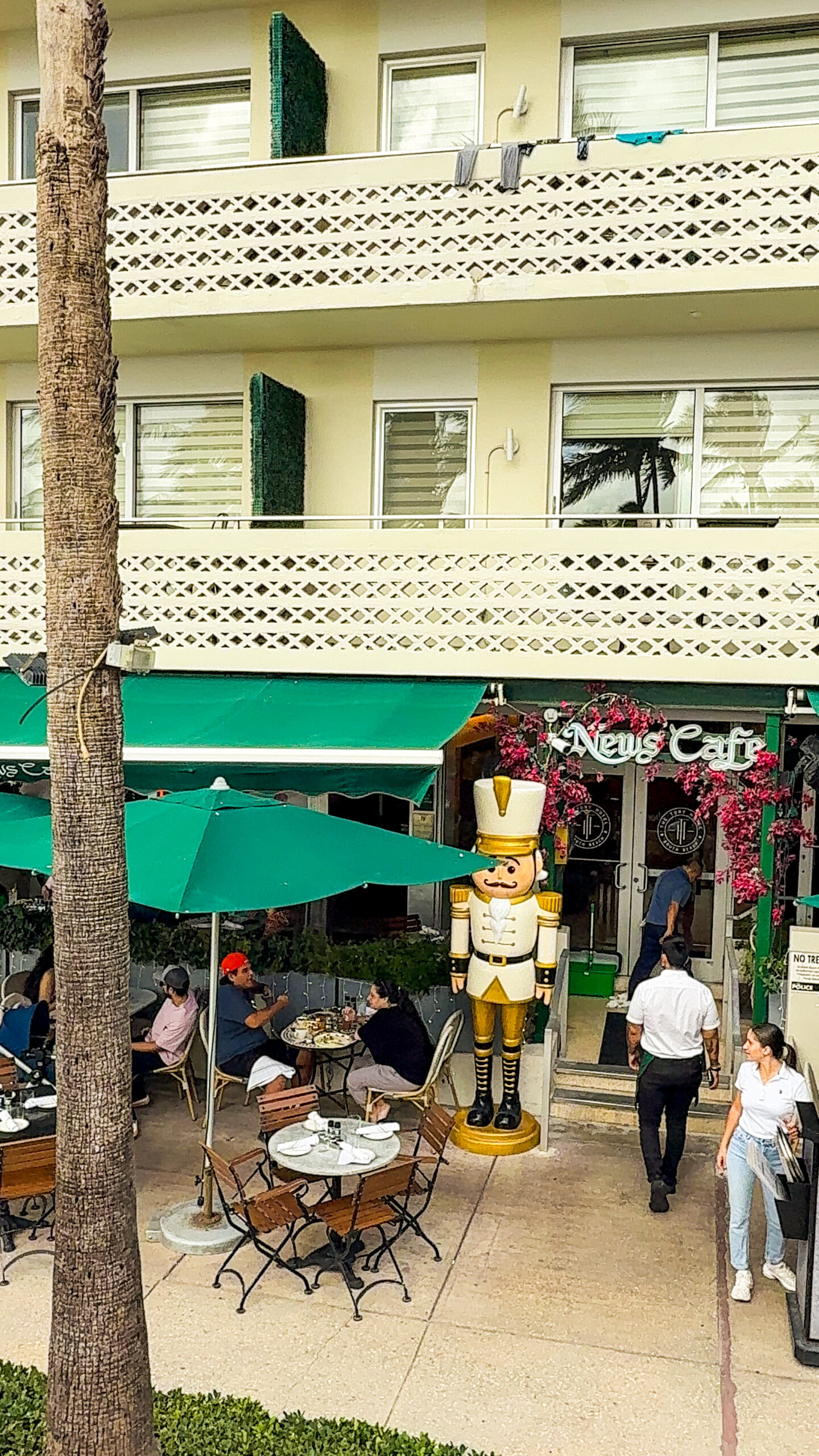 Newscafe South beach