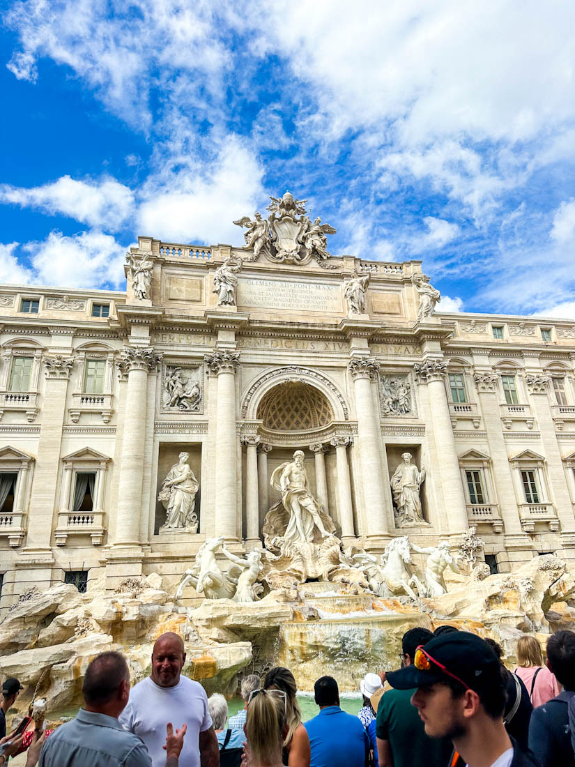 busy Rome Trevi Fountain