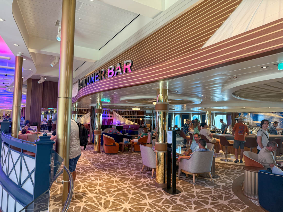 Star of the seas Schooner bar