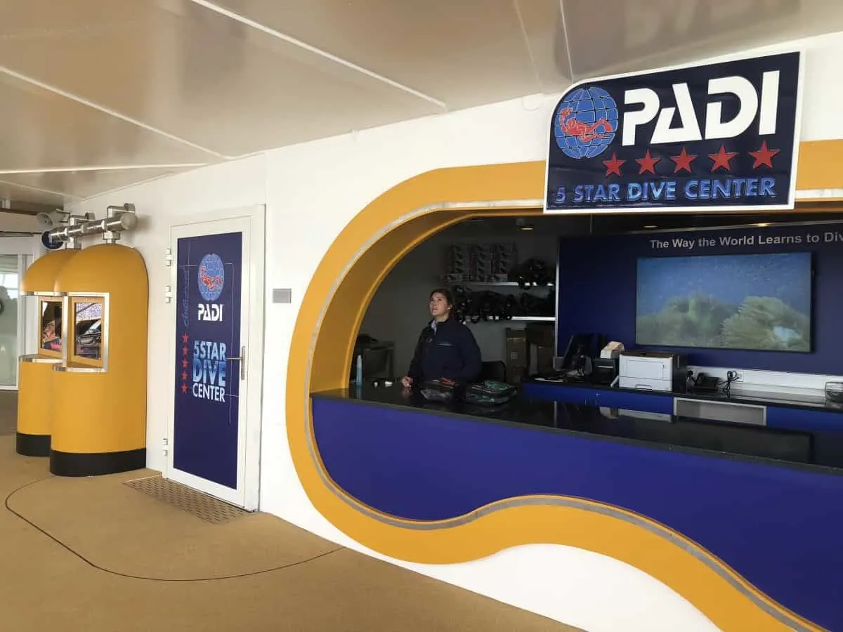 Symphony of the Seas PADI dive center