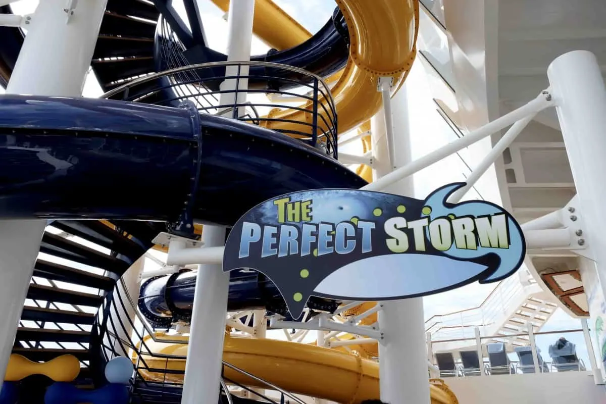 Symphony-of-the-Seas-Teens-perfect-storm-slides.jpg