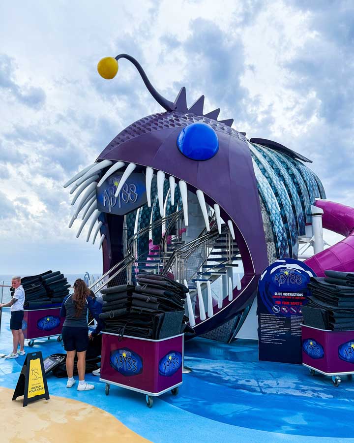 Ultimate-abys-on-Symphony-of-the-Seas