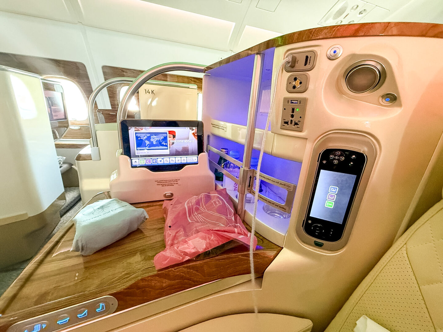 business class seats plane
